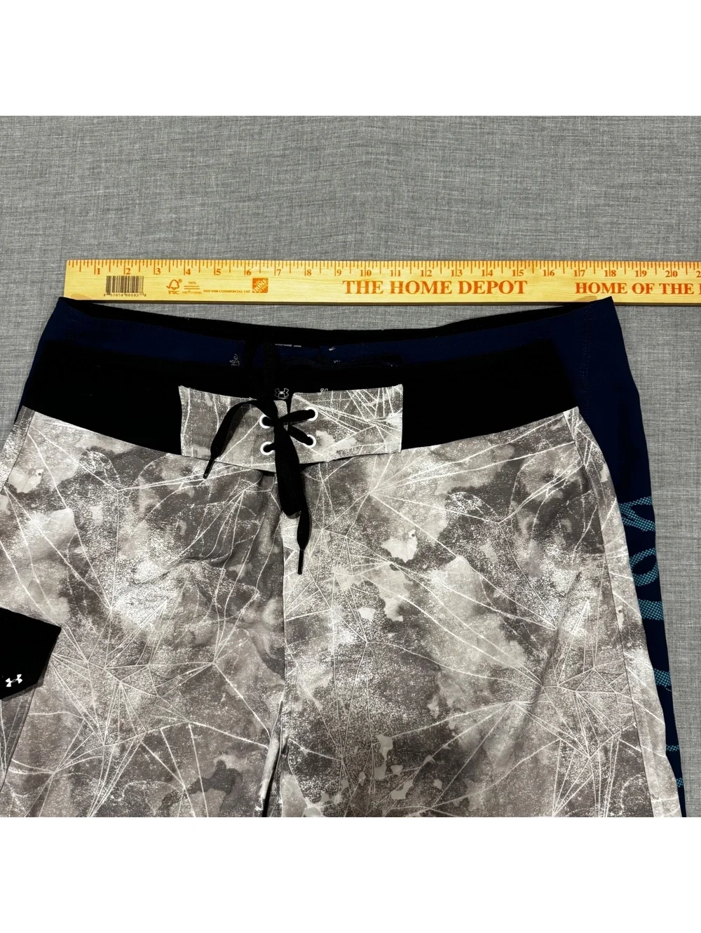 Men’s Swim Trunks Lot 2 Under Armour & Salt Life Board Shorts Size Large L